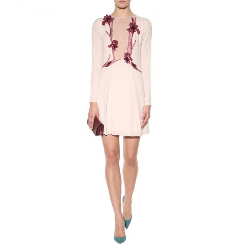 Rochie roz deschis cu motiv floral